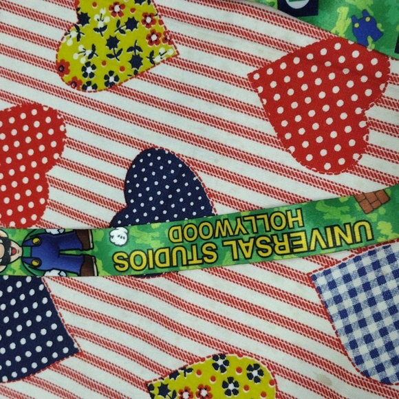 Super Nintendo World Luigi Universal Studio Lanyard #1 - Picture 6 of 10
